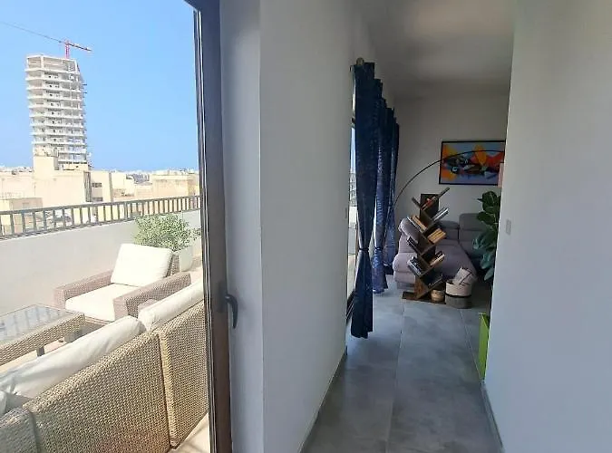 The Queen Freddy Penthouse *